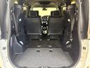 広々としたラゲージルーム！３列目が跳ね上げ式になっているので、跳ね上げて固定すればたくさんお荷物積めちゃいます。