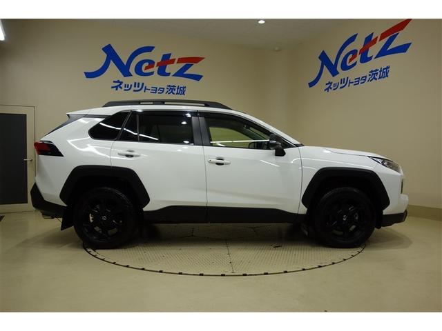 ＲＡＶ４ アドベンチャー　オフロードパッケージＩＩ　ディスプレイオーディオナビ　フルセグＴＶ　ブルートゥース　リヤカメラ　ＥＴＣ　ドライブレコーダ　スマートキー　オートエアコン　シートＡ／Ｃ　クルーズコントロール　ＬＥＤライト　セーフティセンス　アルミ（6枚目）