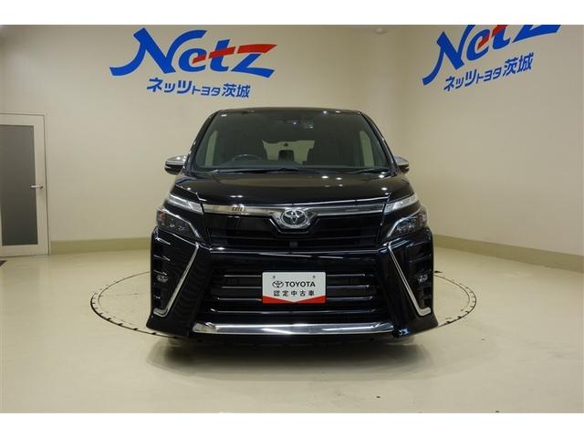 ヴォクシー ZS 煌III プリクラッシュ スマートキ アイスト DVD再生機能 記録簿付き 横滑り防止装置 ナビTV アルミ 三列シート WAC 盗難防止 オートエアコン キーレス ETC装備 パワステ メモリナビ クルコン(4枚目)