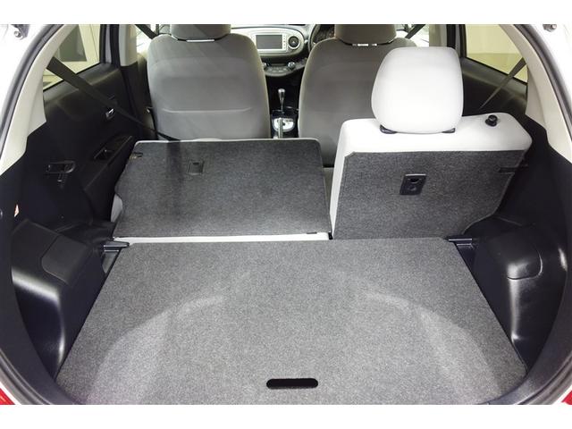 ヴィッツ U 1オーナー 記録簿あり アルミホイール 盗難防止システム キーレス ABS エアコン スマートキー パワステ ナビTV ワンセグTV パワーウィンドウ ETC メモリーナビ エアバッグ 両席エアバック(25枚目)