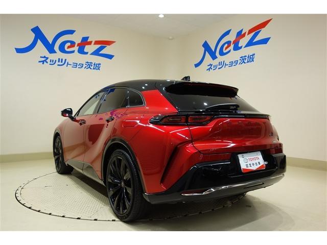 クラウンスポーツ Ｚ　ムーンルーフ　ＡＷＤ　フルセグテレビ　１オーナー　ＥＴＣ車載器　ＴＶナビ　クルコン　横滑り防止装置　エアバッグ　本革　ＡＣ１００Ｖ　ミュージックプレイヤー接続可　メモリナビ　ドラレコ　キーレス　ＡＢＳ（8枚目）