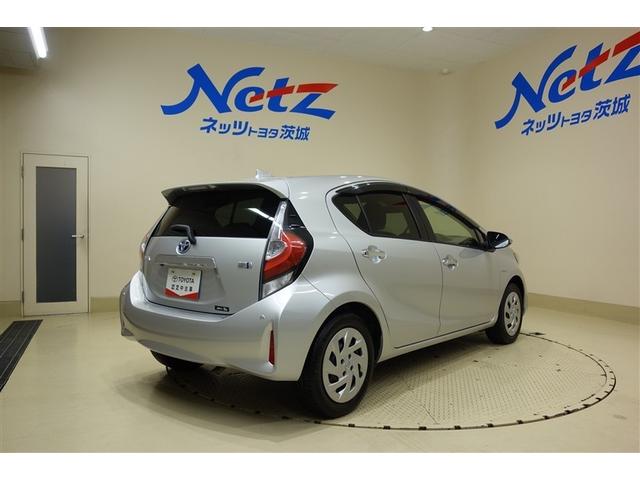 アクア Sスタイルブラック AUX端子 ECOモード 記録簿あり バックモニタ- 地デジフルセグ ナビTV イモビライザー LEDライト スマートキープッシュスタート ETC付き Wエアバッグ キーフリ メモリーナビゲーション(7枚目)