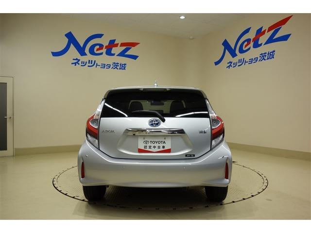 アクア Sスタイルブラック AUX端子 ECOモード 記録簿あり バックモニタ- 地デジフルセグ ナビTV イモビライザー LEDライト スマートキープッシュスタート ETC付き Wエアバッグ キーフリ メモリーナビゲーション(8枚目)