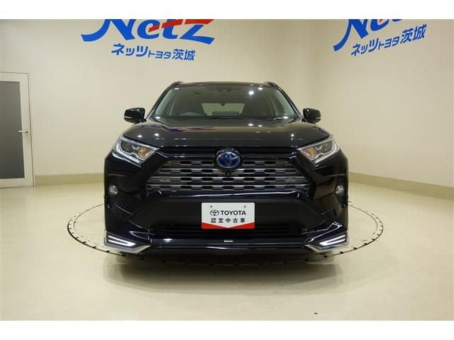ＲＡＶ４ ハイブリッドＧ　衝突被害軽減装置　ＡＣ１００Ｖ電源　エアロ　ワンオーナ－　バックモニター　整備記録簿　地デジＴＶ　ＬＥＤヘッドライト　スマキー　電動シ－ト　ＡＷＤ　ＴＶナビ　パワステ　横滑り防止装置　クルコン　ＡＡＣ（4枚目）