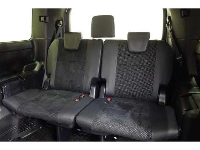 ヴォクシー ハイブリッドＺＳ　煌ＩＩＩ　アイドリングストップ　地デジＴＶ　リヤカメラ　１オナ車　Ｗエアコン　スマートキー　ミュージックプレイヤー接続可　ＤＶＤ再生可　クルコン　ＶＳＣ　キーレス　アルミホイール　ナビ＆ＴＶ　ＬＥＤヘッドランプ（29枚目）