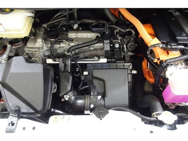 ヴォクシー ハイブリッドＺＳ　煌ＩＩＩ　アイドリングストップ　地デジＴＶ　リヤカメラ　１オナ車　Ｗエアコン　スマートキー　ミュージックプレイヤー接続可　ＤＶＤ再生可　クルコン　ＶＳＣ　キーレス　アルミホイール　ナビ＆ＴＶ　ＬＥＤヘッドランプ（38枚目）