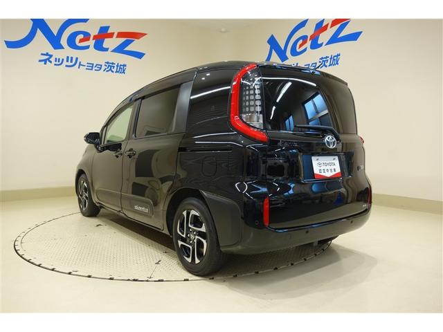 シエンタ ハイブリッドZ 100V電源 ディスプレイオーディオナビ フルセグTV ブルートゥース DVD再生 全周囲カメラ ETC スマートキー オートエアコン シートヒーター クルーズコントロール LEDライト 両側電動ドア(7枚目)