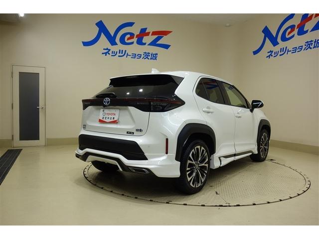 ヤリスクロス ハイブリッドＺ　フルエアロ　ディスプレイオーディオナビ　フルセグＴＶ　ブルートゥース　全周囲カメラ　ＥＴＣ　スマートキー　オートエアコン　シートヒーター　ＬＥＤライト　クルーズコントロール　セーフティセンス　アルミ（7枚目）