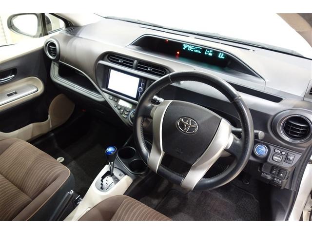 アクア Ｇ　バックモニタ　セキュリティー　メンテナンスノート　デュアルエアバック　ナビＴＶ　Ｉ－ＳＴＯＰ　パワーウィンドウ　地デジ　ＥＳＣ　ＡＴエアコン　ＡＢＳ　パワーステアリング　アルミ　運転席エアバッグ（21枚目）