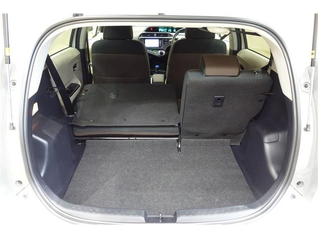 アクア Ｇ　バックモニタ　セキュリティー　メンテナンスノート　デュアルエアバック　ナビＴＶ　Ｉ－ＳＴＯＰ　パワーウィンドウ　地デジ　ＥＳＣ　ＡＴエアコン　ＡＢＳ　パワーステアリング　アルミ　運転席エアバッグ（25枚目）