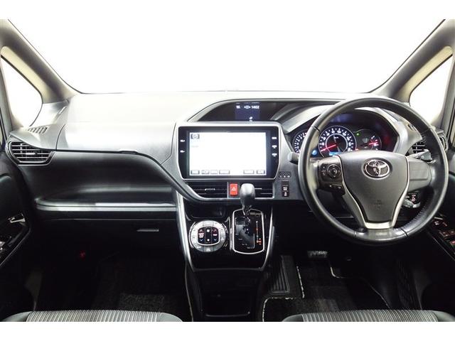 ヴォクシー ZS 煌 地上デジタル TSS 両側パワードア アイドリングストップ車 パワーウィンド 横滑防止 整備記録簿 DVD可 盗難防止装置 スマートエントリー Bカメラ AUX LEDヘッドライト メモリーナビ AW(11枚目)