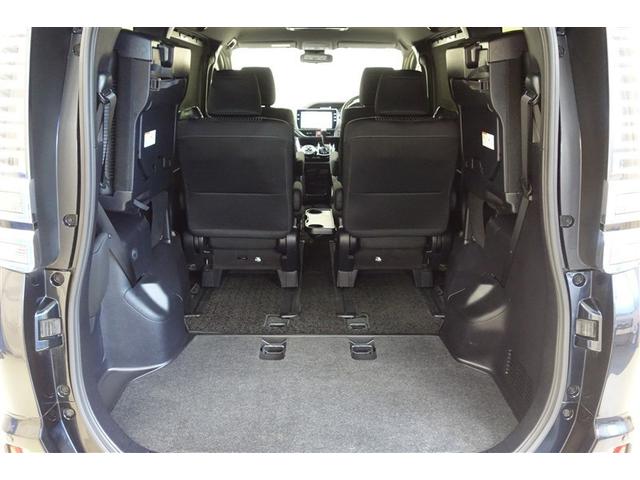 ヴォクシー ZS 煌 地上デジタル TSS 両側パワードア アイドリングストップ車 パワーウィンド 横滑防止 整備記録簿 DVD可 盗難防止装置 スマートエントリー Bカメラ AUX LEDヘッドライト メモリーナビ AW(32枚目)