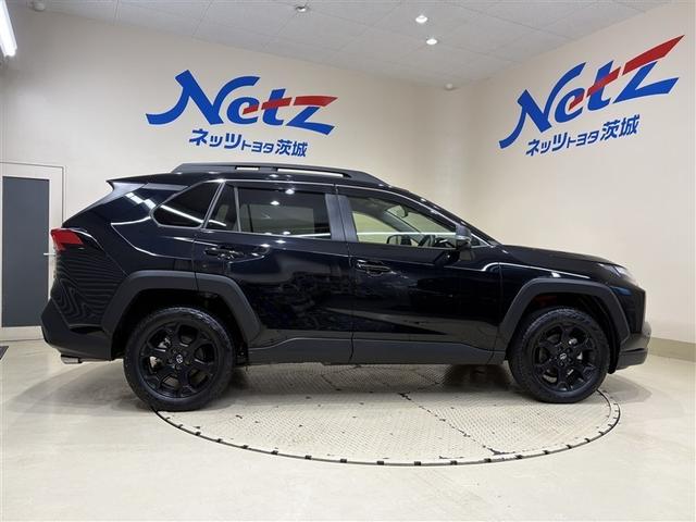 ＲＡＶ４ ハイブリッドアドベンチャー　オフロードパッケージＩＩ　インテリジェントクリアランスソナー　地デジフルセグ　横滑り防止機能　クルコン　ＬＥＤライト　ＡＷＤ　電動シート　バックモニター　アイドリングストップ　ナビ＆ＴＶ　記録簿　キーレス　エアコン　ＥＴＣ（7枚目）