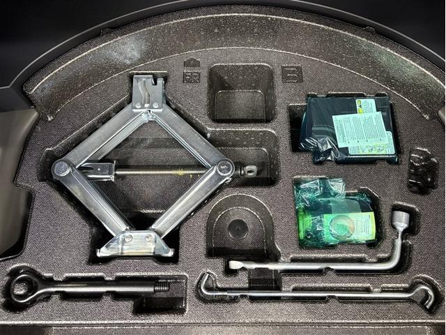 ＲＡＶ４ ハイブリッドアドベンチャー　オフロードパッケージＩＩ　インテリジェントクリアランスソナー　地デジフルセグ　横滑り防止機能　クルコン　ＬＥＤライト　ＡＷＤ　電動シート　バックモニター　アイドリングストップ　ナビ＆ＴＶ　記録簿　キーレス　エアコン　ＥＴＣ（33枚目）