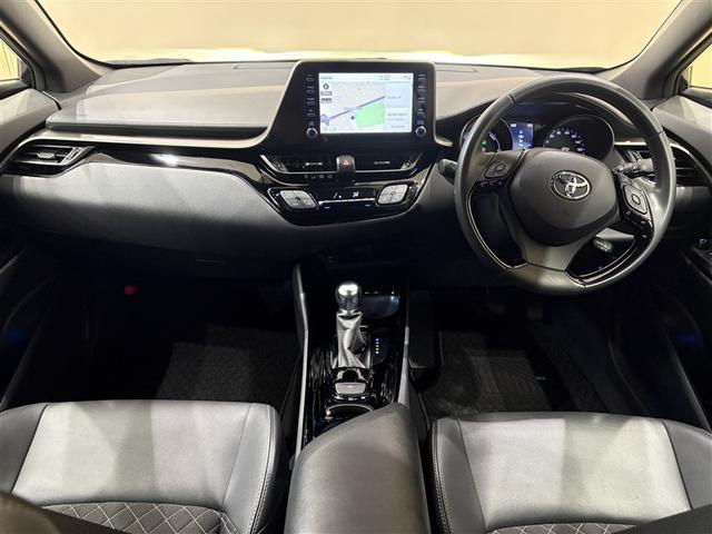 Ｃ－ＨＲ Ｇ　モード　ネロ　セーフティプラスＩＩＩ　プリクラッシュセーフティ　盗難防止装置　ＬＥＤヘッドライト　キーレス　半革　クルコン　定期点検記録簿　メモリーナビ　ＥＴＣ　スマートキー　ミュージックプレイヤー接続可　ナビ　ワンオーナー　バックカメラ（11枚目）