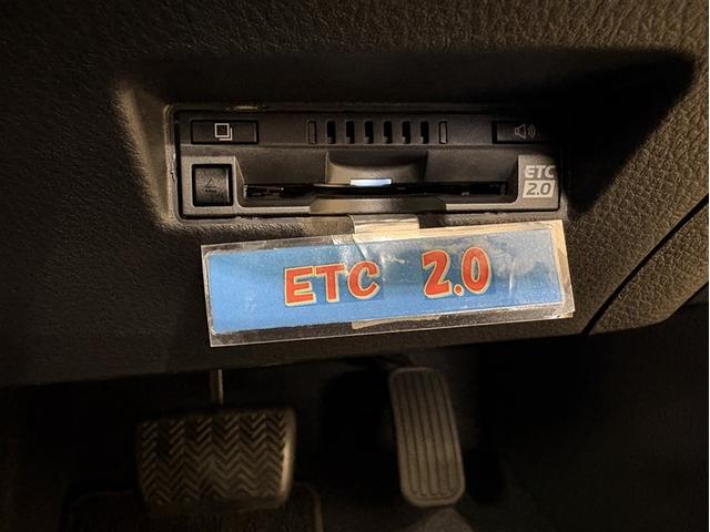 Ｃ－ＨＲ Ｇ　モード　ネロ　セーフティプラスＩＩＩ　プリクラッシュセーフティ　盗難防止装置　ＬＥＤヘッドライト　キーレス　半革　クルコン　定期点検記録簿　メモリーナビ　ＥＴＣ　スマートキー　ミュージックプレイヤー接続可　ナビ　ワンオーナー　バックカメラ（15枚目）