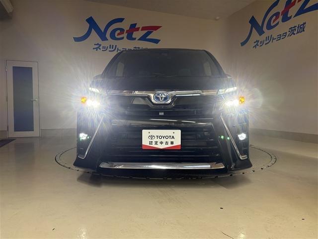 ヴォクシー ハイブリッドＺＳ　煌ＩＩＩ　アイドリングストップ　地デジＴＶ　リヤカメラ　１オナ車　Ｗエアコン　スマートキー　ミュージックプレイヤー接続可　ＤＶＤ再生可　クルコン　ＶＳＣ　キーレス　アルミホイール　ナビ＆ＴＶ　ＬＥＤヘッドランプ（37枚目）