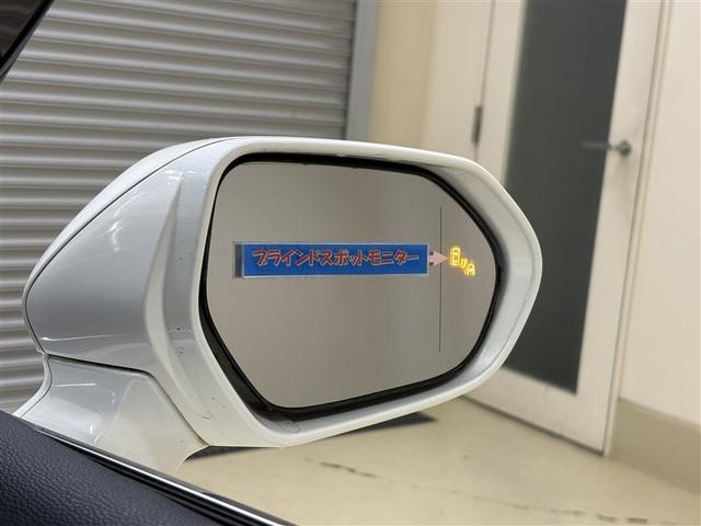 クラウンハイブリッド Ｓ　Ｃパッケージ　ディスプレイオーディオナビ　フルセグＴＶ　ブルートゥース　ＤＶＤ再生　リヤカメラ　ＥＴＣ　スマートキーオートエアコン　シートヒーター　クルーズコントロール　ＬＥＤライト　セーフティセンス　アルミ（24枚目）