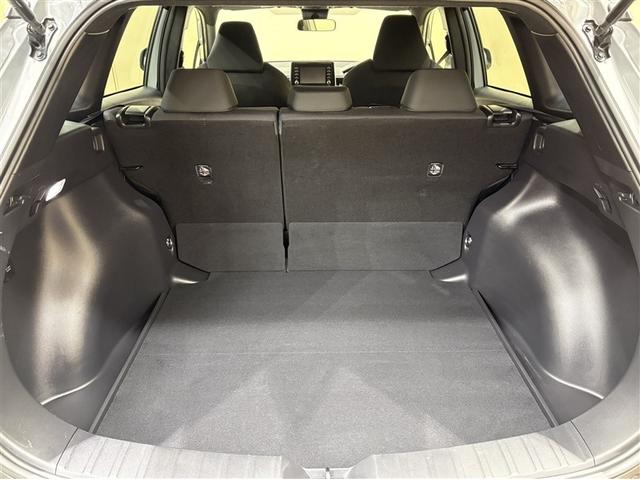 カローラクロス ハイブリッド　Ｇ　衝突被害軽減ブレーキ　クルコン　盗難防止システム　キーレス　バックモニター　ワンオーナー車　横滑り防止　ナビ　ＬＥＤ　オートエアコン　エアバッグ　スマートキー　ＥＴＣ　パワーステアリング　メモリーナビ（27枚目）