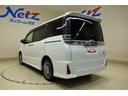 ハイブリッドＺＳ　煌ＩＩＩ　アイドリングストップ　地デジＴＶ　リヤカメラ　１オナ車　Ｗエアコン　スマートキー　ミュージックプレイヤー接続可　ＤＶＤ再生可　クルコン　ＶＳＣ　キーレス　アルミホイール　ナビ＆ＴＶ　ＬＥＤヘッドランプ（9枚目）