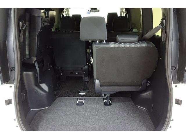 ヴォクシー ＺＳ　煌ＩＩ　１０型純正ナビ　フルセグＴＶ　ブルートゥース　ＤＶＤ再生　後席モニター　リヤカメラ　ＥＴＣ　ドライブレコーダー　スマートキー　クルーズコントロール　ＬＥＤライト　両側電動ドア　セーフティセンス　アルミ（30枚目）