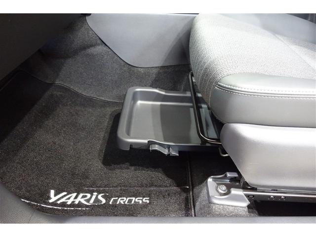 ヤリスクロス ハイブリッドZ インテリジェントキー アルミホイル LEDライト 1オ-ナ- リアカメラ クルーズコントロール 整備記録簿 横滑り防止システム ナビTV メモリーナビゲーション 電動シ-ト パワステ オートエアコン(29枚目)