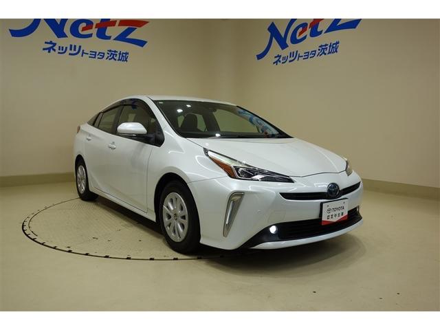 プリウス ＳセーフティプラスＩＩ　１００Ｖ電源　９型純正ナビ　フルセグＴＶ　ブルートゥース　ＤＶＤ再生　全周囲カメラ　ＥＴＣ　スマートキー　オートエアコン　クルーズコントロール　ＬＥＤライト　ブラインドスポットモニタ　セーフティセンス（5枚目）