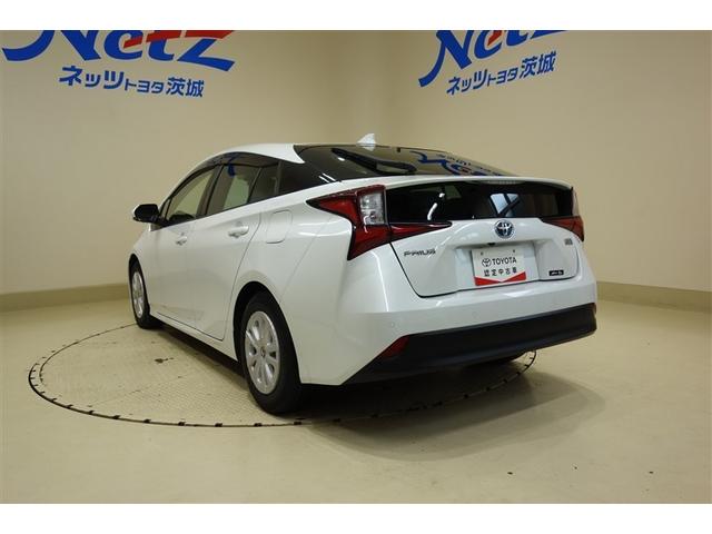 プリウス ＳセーフティプラスＩＩ　１００Ｖ電源　９型純正ナビ　フルセグＴＶ　ブルートゥース　ＤＶＤ再生　全周囲カメラ　ＥＴＣ　スマートキー　オートエアコン　クルーズコントロール　ＬＥＤライト　ブラインドスポットモニタ　セーフティセンス（9枚目）