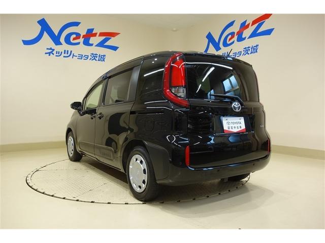 シエンタ ハイブリッドＧ　ディスプレイオーディオナビ　フルセグＴＶ　ブルートゥース　ＤＶＤ再生　全周囲カメラ　ＥＴＣ　ドライブレコーダー　スマートキー　オートエアコン　クルーズコントロール　ＬＥＤライト　両側電動ドア　アルミ（9枚目）