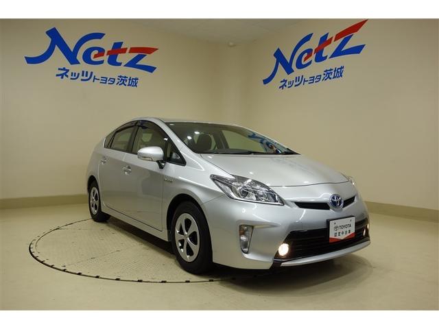 プリウス Ｓ　アイドリングストップ搭載　ＡＵＸ接続可　インテリキー　デュアルエアバック　エアＢ　イモビライザー　ワンオーナー車　ナビＴＶ　ＡＵＴＯエアコン　横スベリ防止　アルミホイール　ＥＴＣ装備　ＡＢＳ　取説記録（5枚目）