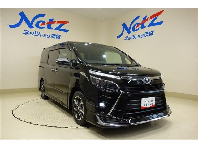 ヴォクシー ZS 煌 地上デジタル TSS 両側パワードア アイドリングストップ車 パワーウィンド 横滑防止 1オーナ 整備記録簿 DVD可 盗難防止装置 スマートエントリー Bカメラ AUX LEDヘッドライト ETC(5枚目)