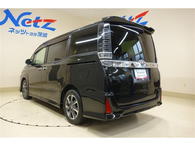 ヴォクシー ZS 煌 地上デジタル TSS 両側パワードア アイドリングストップ車 パワーウィンド 横滑防止 1オーナ 整備記録簿 DVD可 盗難防止装置 スマートエントリー Bカメラ AUX LEDヘッドライト ETC(9枚目)