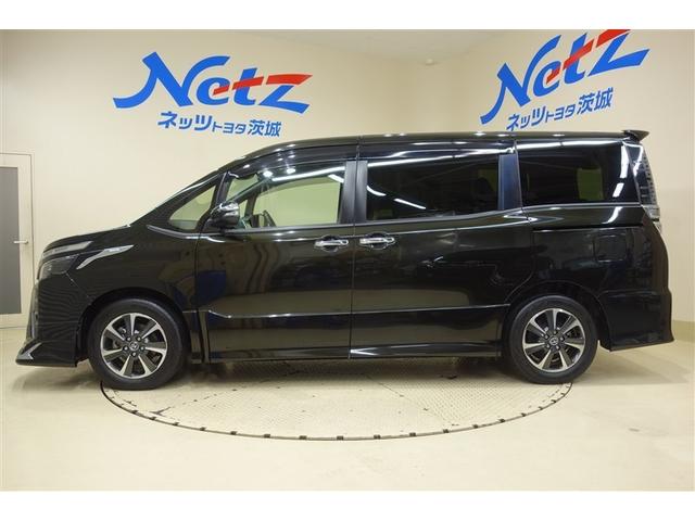 ヴォクシー ZS 煌 地上デジタル TSS 両側パワードア アイドリングストップ車 パワーウィンド 横滑防止 1オーナ 整備記録簿 DVD可 盗難防止装置 スマートエントリー Bカメラ AUX LEDヘッドライト ETC(10枚目)