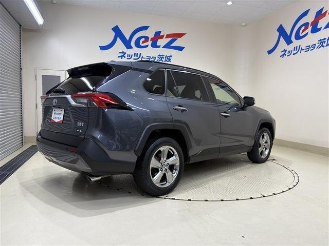 RAV4 ハイブリッドG 衝突被害軽減装置 ワンオーナ- バックモニター 整備記録簿 地デジTV LEDヘッドライト スマキー 電動シ-ト AWD TVナビ パワステ 横滑り防止装置 クルコン AAC カーテンエアバック AW(7枚目)