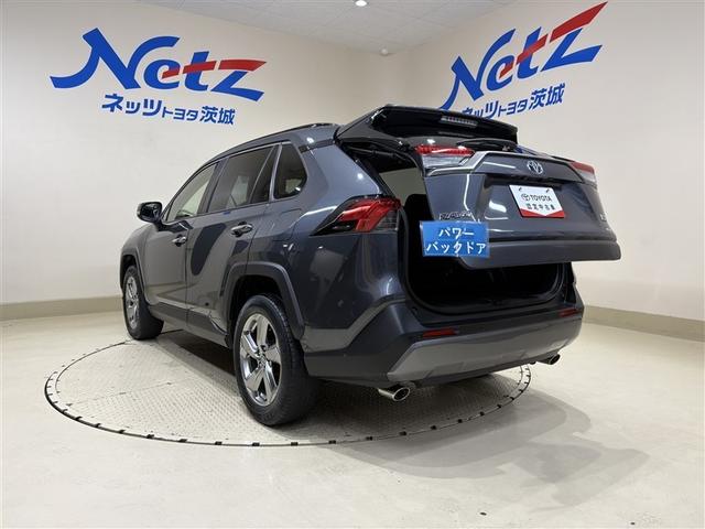 RAV4 ハイブリッドG 衝突被害軽減装置 ワンオーナ- バックモニター 整備記録簿 地デジTV LEDヘッドライト スマキー 電動シ-ト AWD TVナビ パワステ 横滑り防止装置 クルコン AAC カーテンエアバック AW(37枚目)