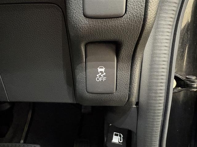 Ｎ－ＢＯＸカスタム Ｇ　ＳＳパッケージ　純正ナビ　フルセグＴＶ　ブルートゥース　ＤＶＤ再生　リヤカメラ　ＥＴＣ　スマ－トキ－　オートエアコン　シートヒーター　アイドリングストップストップ　ＨＩＤライト　両側電動ドア　アルミホイール（23枚目）