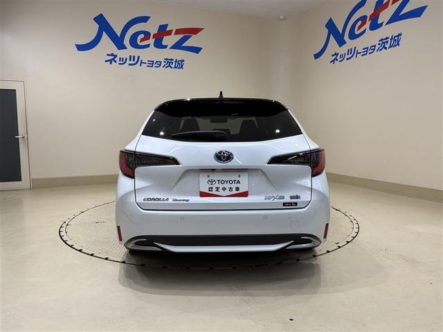 カローラツーリング ハイブリッド　ダブルバイビー　メディアプレイヤー接続　バックモニター　フルセグＴＶ　アイドリングストップ　ＬＥＤライト　ワンオーナー　点検記録簿　クルコン　横滑り防止　盗難防止装置　ナビ・ＴＶ　ドライブレコーダー　エアバッグ（10枚目）