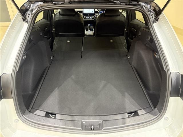 カローラツーリング ハイブリッド　ダブルバイビー　メディアプレイヤー接続　バックモニター　フルセグＴＶ　アイドリングストップ　ＬＥＤライト　ワンオーナー　点検記録簿　クルコン　横滑り防止　盗難防止装置　ナビ・ＴＶ　ドライブレコーダー　エアバッグ（33枚目）