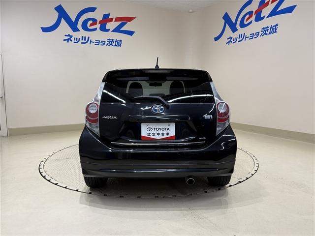 アクア Ｇブラックソフトレザーセレクション　Ｗエアバッグ　スマ－トキ－　ＥＣＯモード　ＬＥＤ　ナビＴＶ　イモビ　地デジテレビ　整備記録簿　Ｒカメラ　１オーナー　ＡＵＴＯエアコン　ＤＶＤ再生機能　ＥＳＣ　ＥＴＣ　ＡＷ　キーレス　ＰＳ　ＡＢＳ　ＰＷ（9枚目）