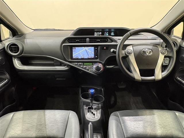 アクア Ｇブラックソフトレザーセレクション　Ｗエアバッグ　スマ－トキ－　ＥＣＯモード　ＬＥＤ　ナビＴＶ　イモビ　地デジテレビ　整備記録簿　Ｒカメラ　１オーナー　ＡＵＴＯエアコン　ＤＶＤ再生機能　ＥＳＣ　ＥＴＣ　ＡＷ　キーレス　ＰＳ　ＡＢＳ　ＰＷ（12枚目）