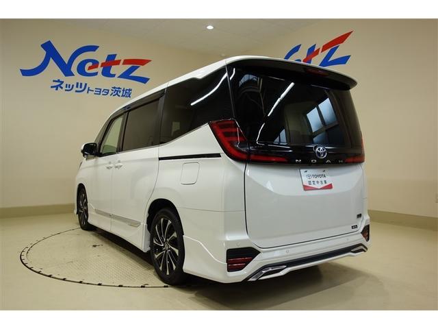 ノア ハイブリッドS-Z 100V電源 ディスプレイオーディオナビ フルセグTV ブルートゥース DVD再生 後席モニター リヤカメラ ETC スマートキー クルーズコントロール LEDライト 両側電動ドア 電動バックドア(7枚目)