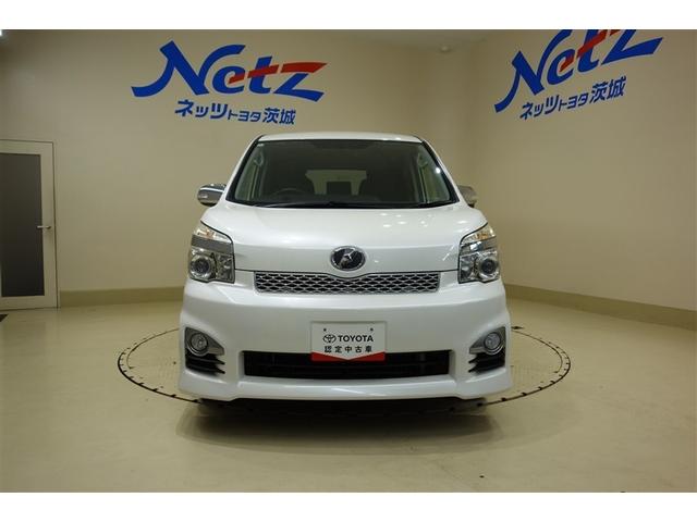 ヴォクシー ZS 煌Z 両側電動パワースライドドア 記録簿付 Rカメラ プッシュスタートスマートキー 1オーナー パワーステアリング エアコン ナビテレビ DVD再生可 フルセグテレビ 助手席エアバッグ 盗難防止システム(4枚目)