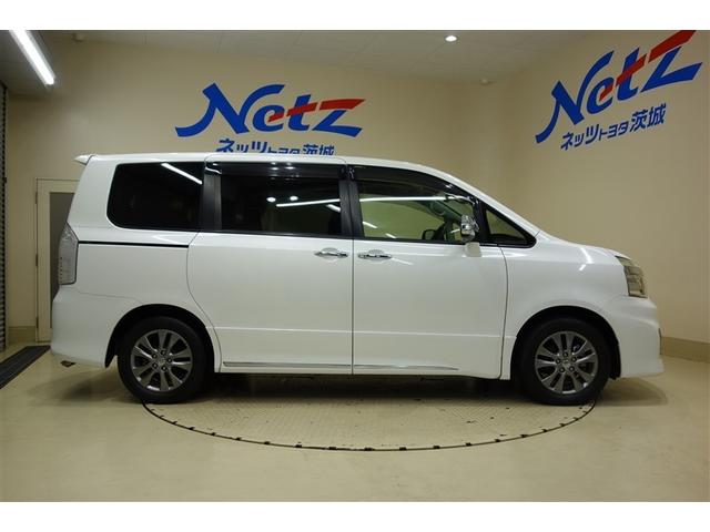 ヴォクシー ZS 煌Z 両側電動パワースライドドア 記録簿付 Rカメラ プッシュスタートスマートキー 1オーナー パワーステアリング エアコン ナビテレビ DVD再生可 フルセグテレビ 助手席エアバッグ 盗難防止システム(6枚目)