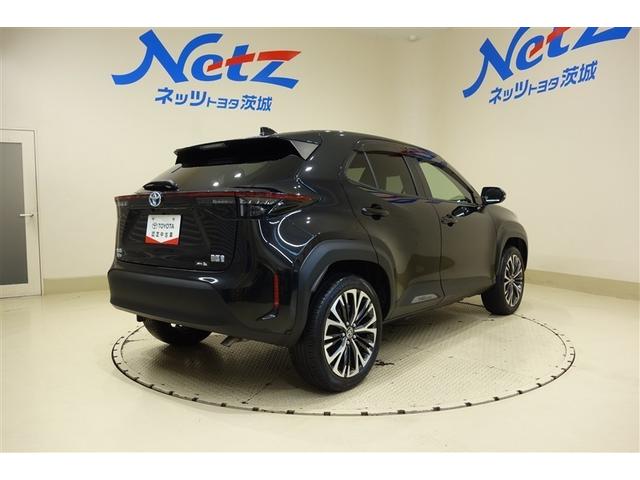 ヤリスクロス ハイブリッドZ 100V電源 ディスプレイオーディオ フルセグTV ブルートゥース リヤカメラ ETC スマートキー オートエアコン シートヒーター LEDライト クルーズコントロール セーフティセンス アルミ(8枚目)