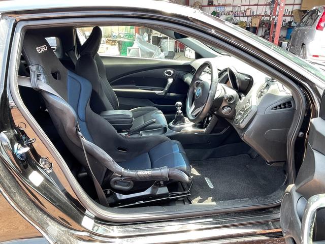 ＣＲ－Ｚ αブラックレーベル　レカロフルバケ　Ｂｌｕｅｔｏｏｔｈ　社外マフラー　車高調　サブウーハー　社外ナビ　バックカメラ　６速マニュアル車　純正シート付　スマートキー　ドラレコ（27枚目）