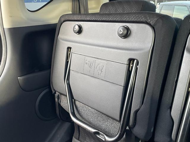 Ｎ－ＢＯＸカスタム Ｇ・Ｌパッケージ　バックカメラ　両側スライド・片側電動　ナビ　ＴＶ　オートライト　ＨＩＤ　スマートキー　アイドリングストップ　電動格納ミラー　ベンチシート　ＣＶＴ　盗難防止システム　ＡＢＳ　ＥＳＣ　ＣＤ　ＤＶＤ再生（46枚目）