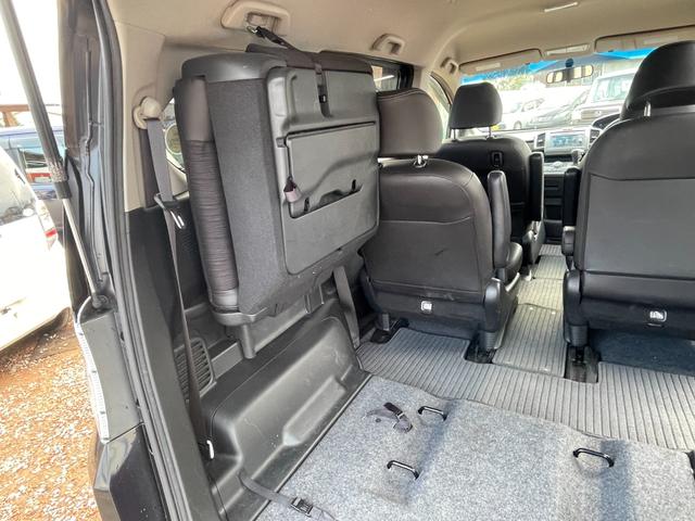 フリードハイブリッド ジャストセレクション　バックカメラ　ナビ　ＴＶ　オートクルーズコントロール　両側電動スライドドア　ＨＩＤ　スマートキー　電動格納ミラー　３列シート　ウォークスルー　ＣＶＴ　アルミホイール　ＣＤ　ＤＶＤ再生　ＵＳＢ（24枚目）