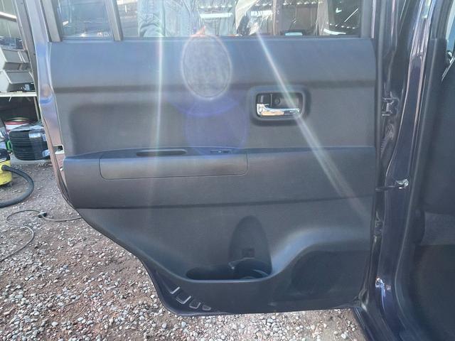 ムーヴコンテ カスタム　Ｇ　ナビ　ＴＶ　ＨＩＤ　スマートキー　アイドリングストップ　ベンチシート　ＣＶＴ　盗難防止システム　ＡＢＳ　Ｂｌｕｅｔｏｏｔｈ　アルミホイール　衝突安全ボディ　エアコン　パワーステアリング（66枚目）