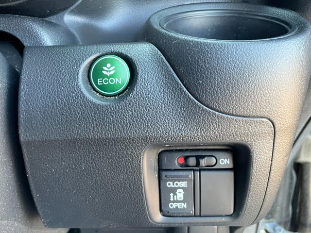 N-BOX G・Lパッケージ ETC バックカメラ 両側スライド・片側電動 ナビ TV オートライト スマートキー アイドリングストップ 電動格納ミラー ベンチシート CVT 盗難防止システム ABS ESC CD USB(10枚目)