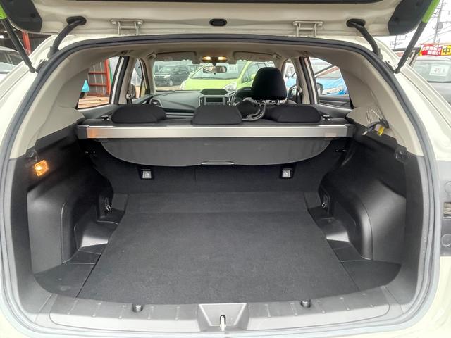 インプレッサスポーツ １．６ｉ－Ｌアイサイト　バックカメラ　ナビ　ＴＶ　オートクルーズコントロール　レーンアシスト　衝突被害軽減システム　アルミホイール　スマートキー　アイドリングストップ　ＣＶＴ　盗難防止システム　ＡＢＳ　ＥＳＣ　ＣＤ　ＵＳＢ（18枚目）